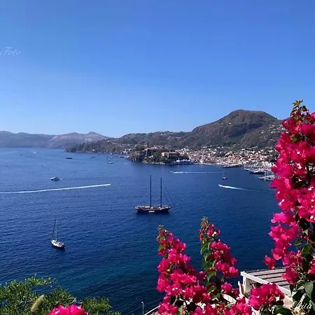 Nyaraló Jenny A Lipari Piano Conte